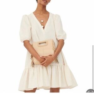 Short Maje dress, ruffle at the bottom. Like new. Europen 36